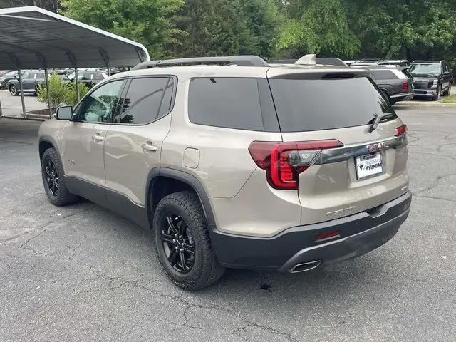 2023 GMC Acadia AWD AT4