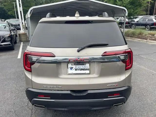 2023 GMC Acadia AWD AT4