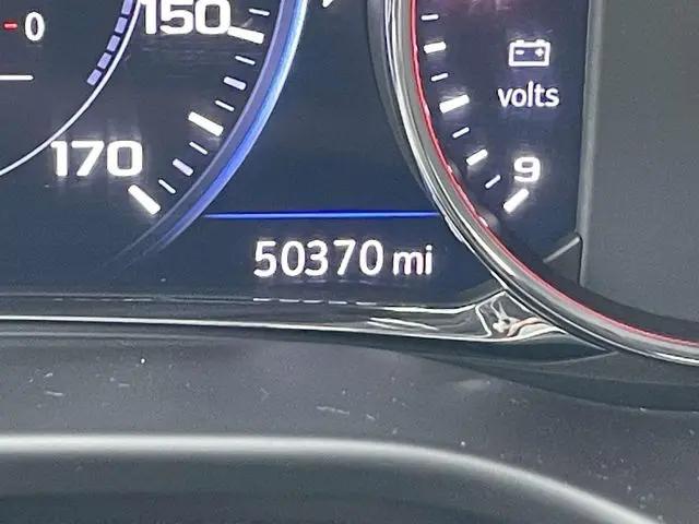 2023 GMC Acadia AWD AT4
