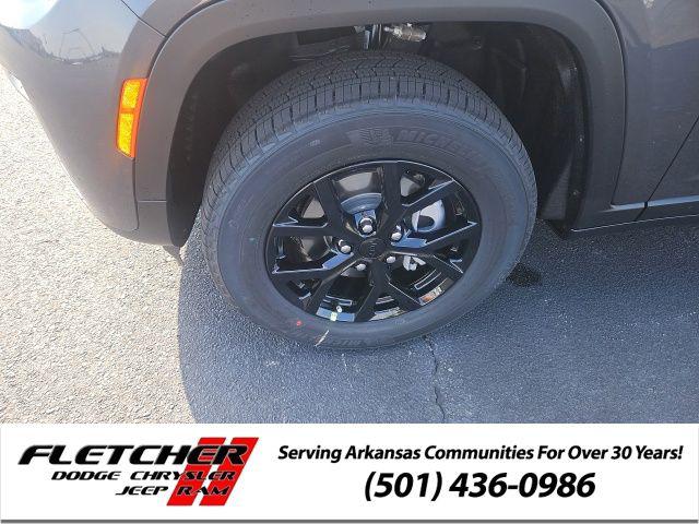 2026 Jeep Grand Cherokee Altitude 4x2