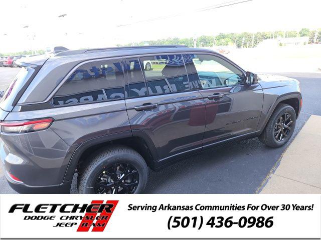 2026 Jeep Grand Cherokee Altitude 4x2