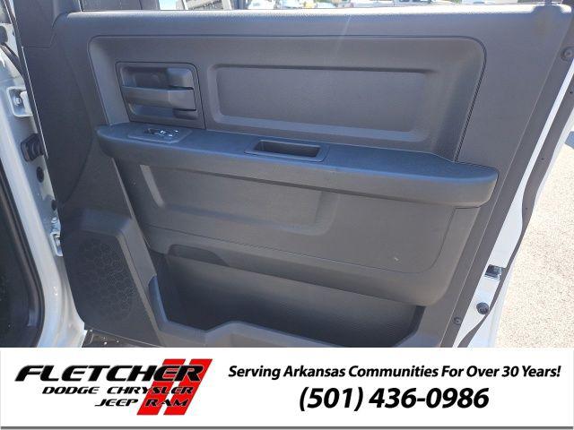 2026 Ram 3500 Tradesman Crew Cab 4x2 8' Box