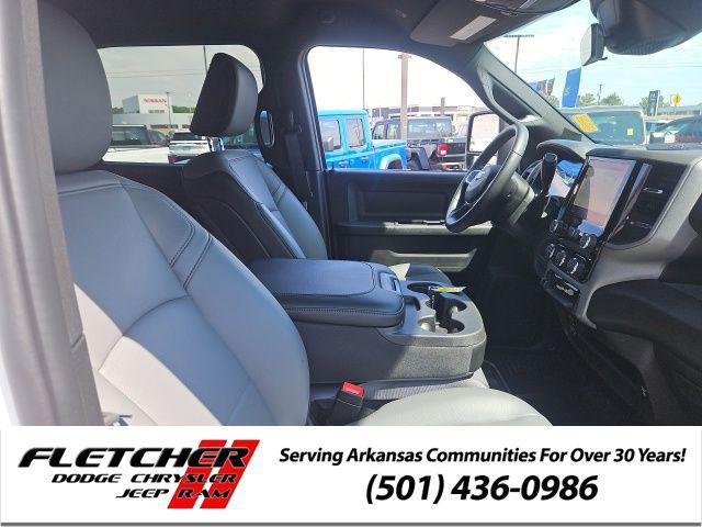 2026 Ram 3500 Tradesman Crew Cab 4x2 8' Box