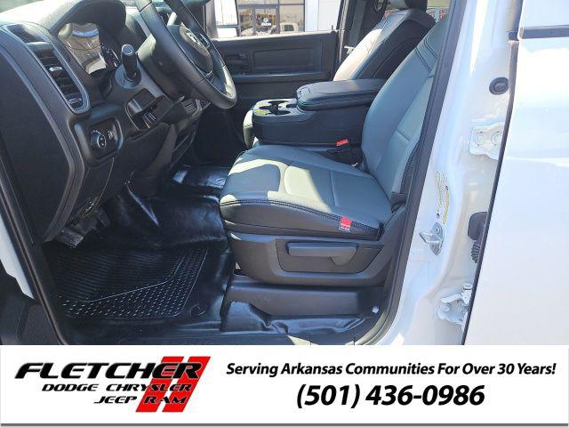 2026 Ram 3500 Tradesman Crew Cab 4x2 8' Box