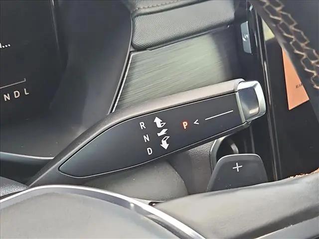 2024 GMC Acadia AWD AT4