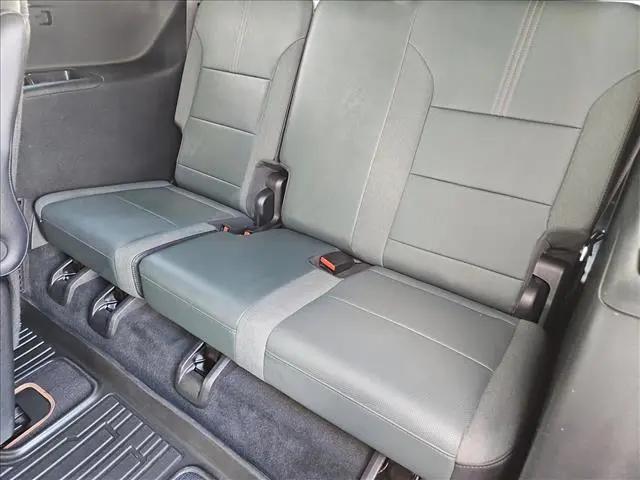 2024 GMC Acadia AWD AT4