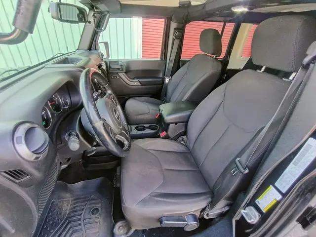 2015 Jeep Wrangler Unlimited Sport