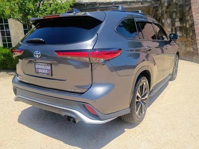 2022 Toyota Highlander XSE