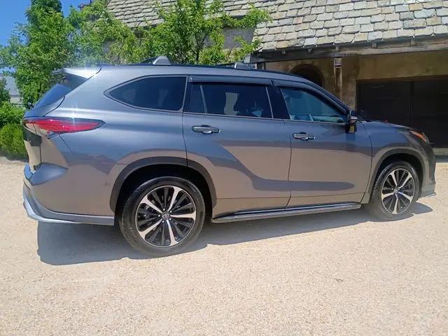 2022 Toyota Highlander XSE