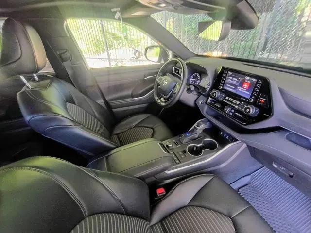 2022 Toyota Highlander XSE