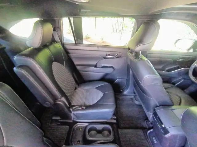 2022 Toyota Highlander XSE