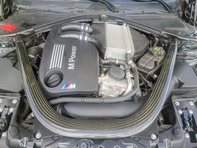 2015 BMW M4 Standard