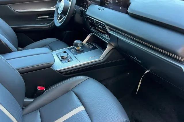 2026 Mazda X-90 Premium Plus