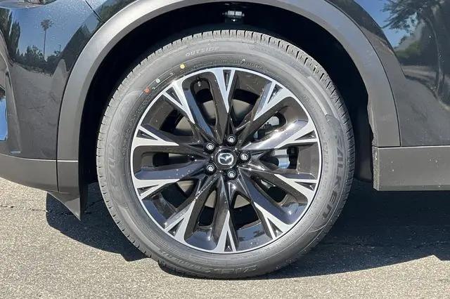 2026 Mazda X-90 Premium Plus