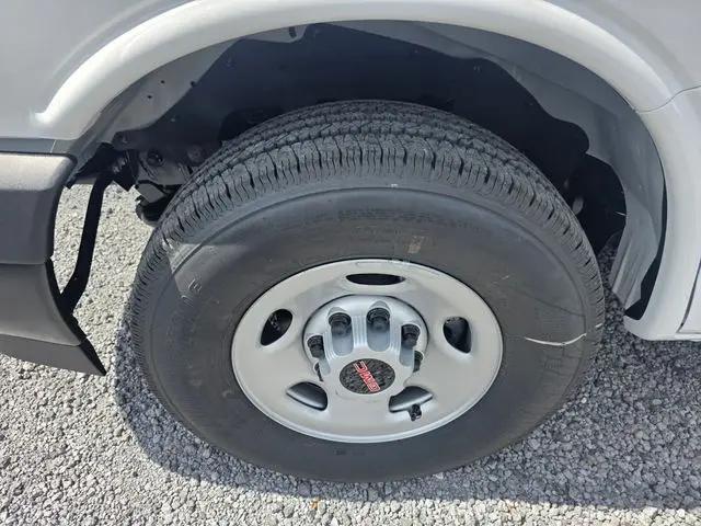 2026 GMC Savana Cargo 2500 Extended Wheelbase, Work Van, RWD