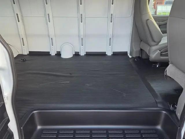 2026 GMC Savana Cargo 2500 Extended Wheelbase, Work Van, RWD