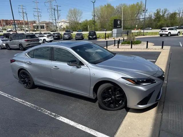 2023 Lexus ES 350 F SPORT Handling