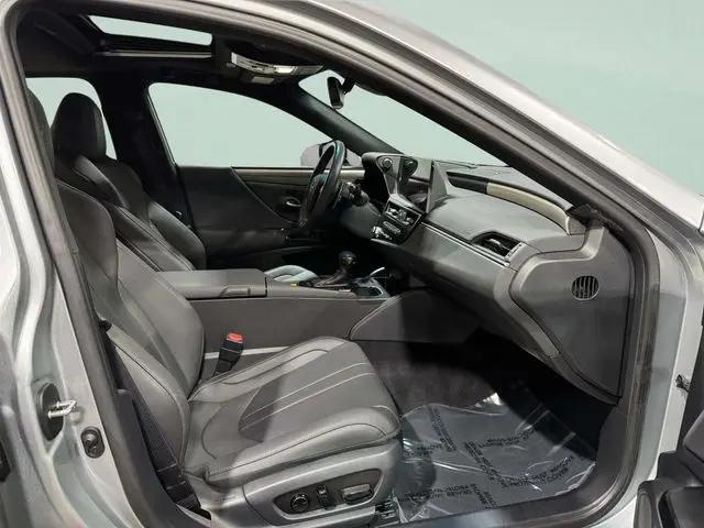 2023 Lexus ES 350 F SPORT Handling