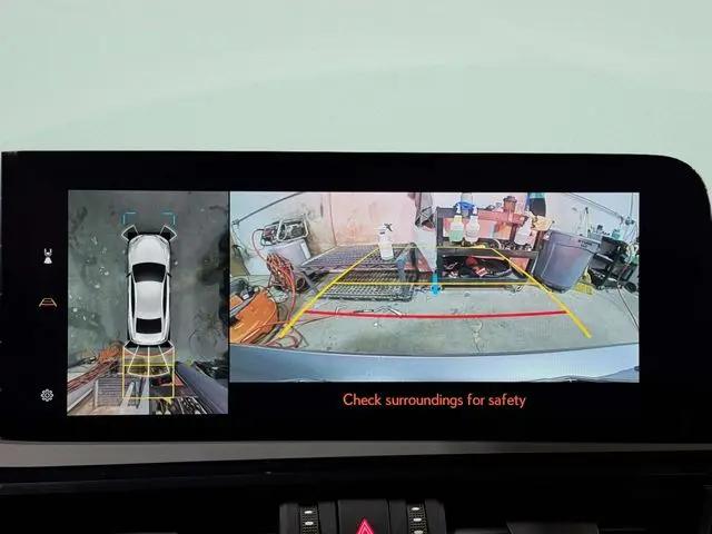 2023 Lexus ES 350 F SPORT Handling