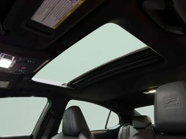 2023 Lexus ES 350 F SPORT Handling