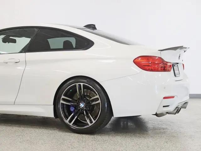 2016 BMW M4 Standard