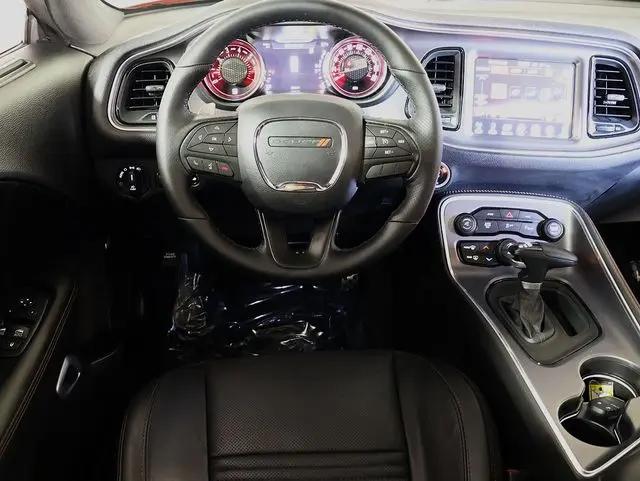 2016 Dodge Challenger 392 Hemi Scat Pack Shaker