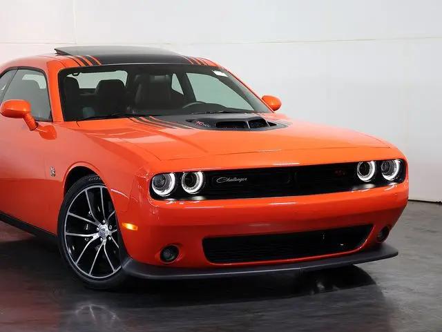 2016 Dodge Challenger 392 Hemi Scat Pack Shaker