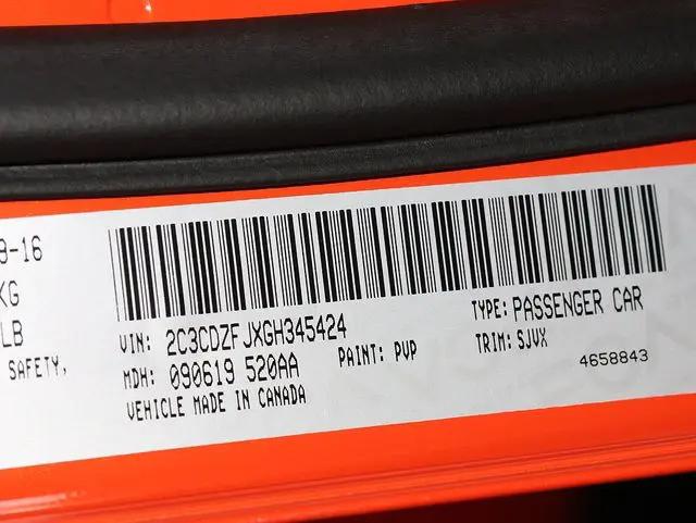 2016 Dodge Challenger 392 Hemi Scat Pack Shaker