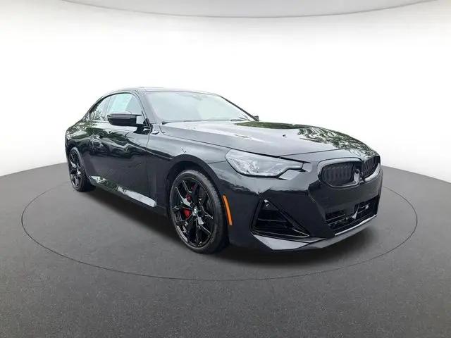 2026 BMW M240 i xDrive