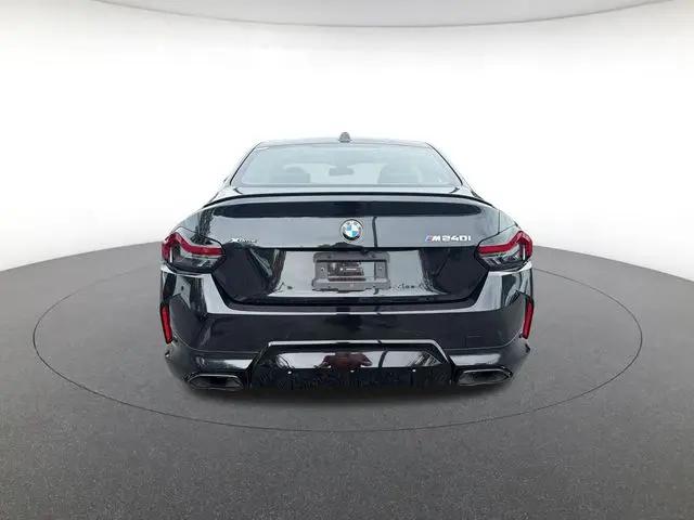 2026 BMW M240 i xDrive
