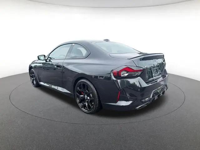 2026 BMW M240 i xDrive