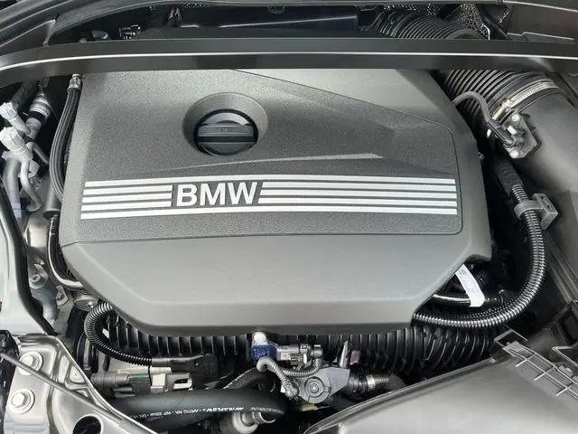 2025 BMW Coupe xDrive
