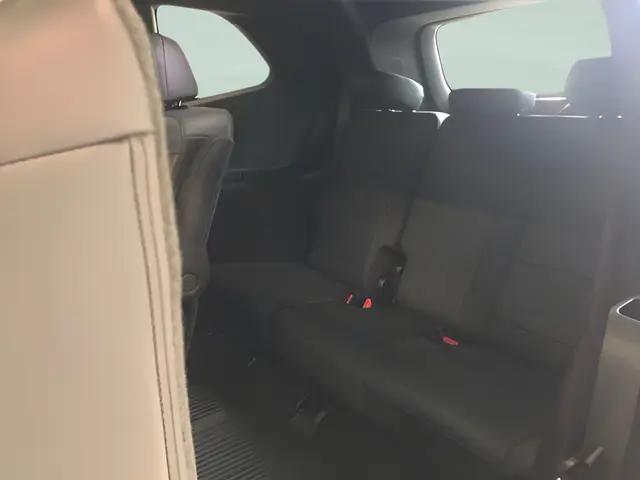 2025 GMC Acadia AWD AT4