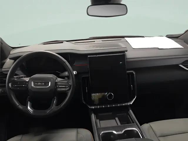 2025 GMC Acadia AWD AT4