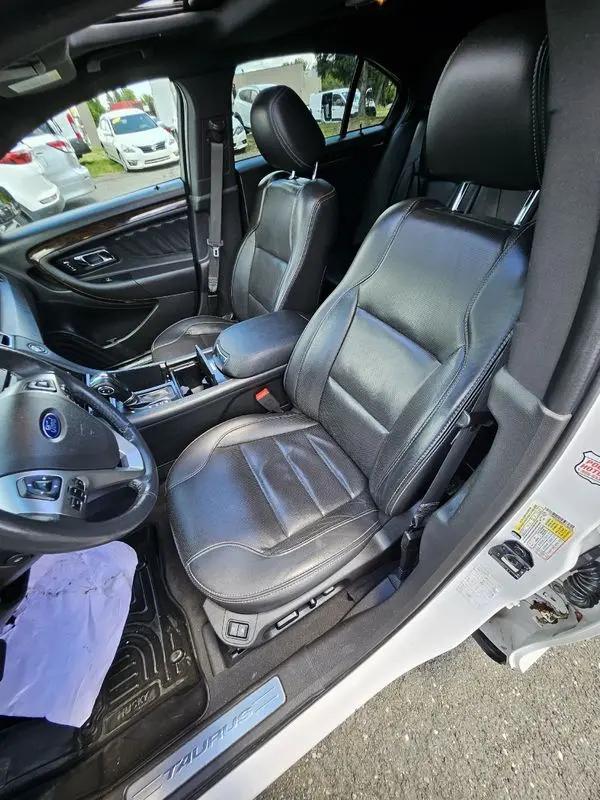 2019 Ford Taurus Limited