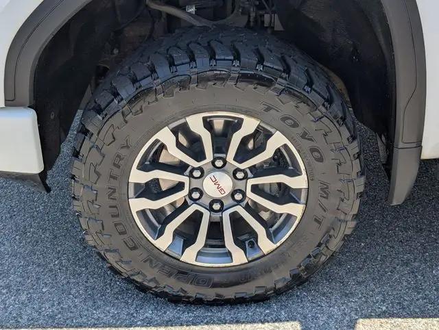 2021 GMC Sierra 1500 4WD Crew Cab Short Box AT4