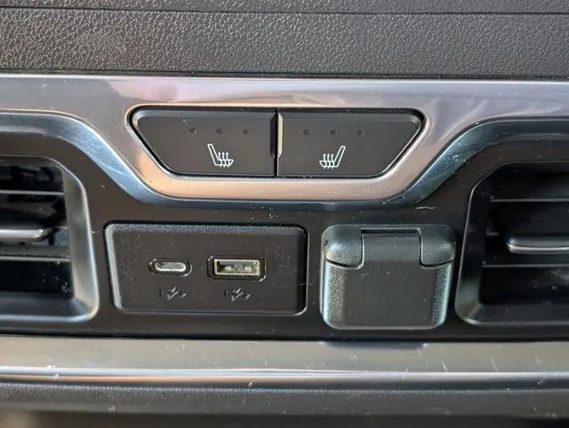 2021 GMC Sierra 1500 4WD Crew Cab Short Box AT4