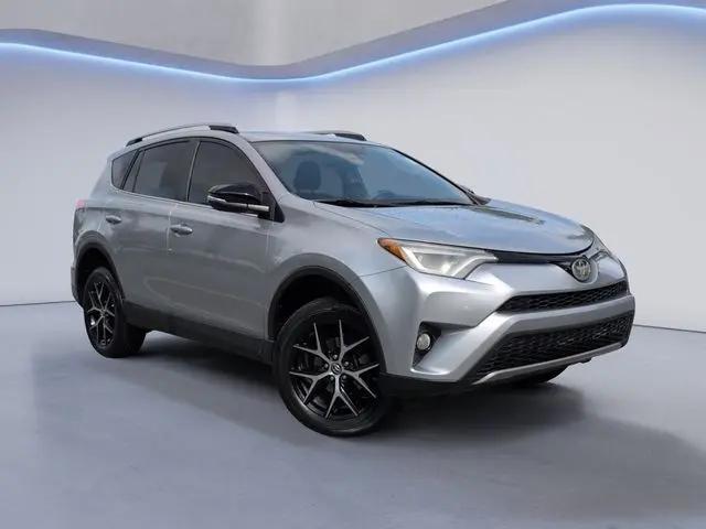 2017 Toyota RAV4 SE