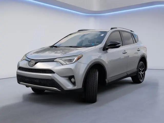 2017 Toyota RAV4 SE
