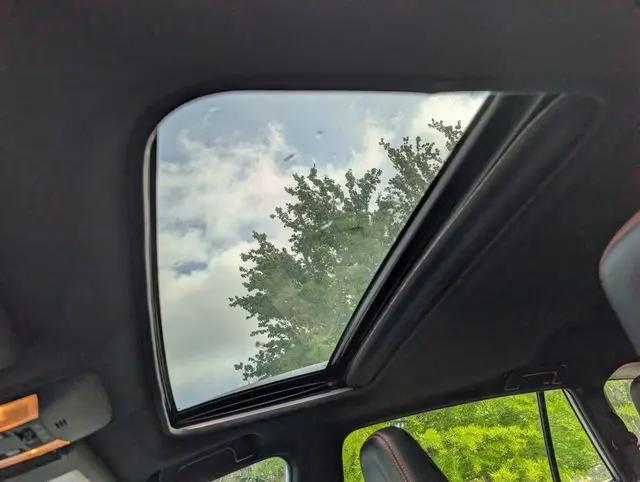 2017 Toyota RAV4 SE