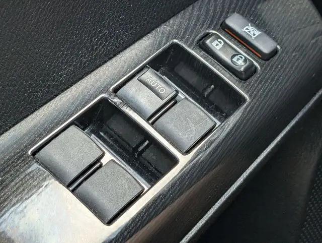 2017 Toyota RAV4 SE