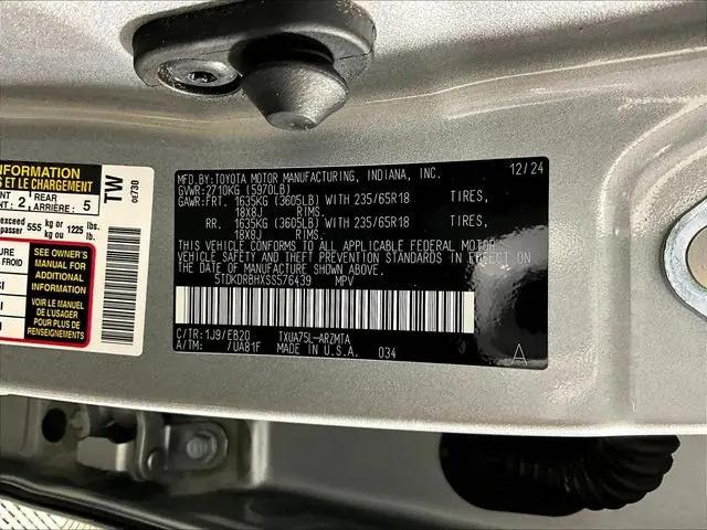 2025 Toyota Highlander XLE
