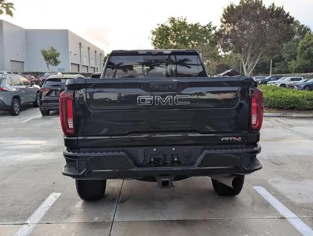 2021 GMC Sierra 2500HD 4WD Crew Cab Standard Bed AT4