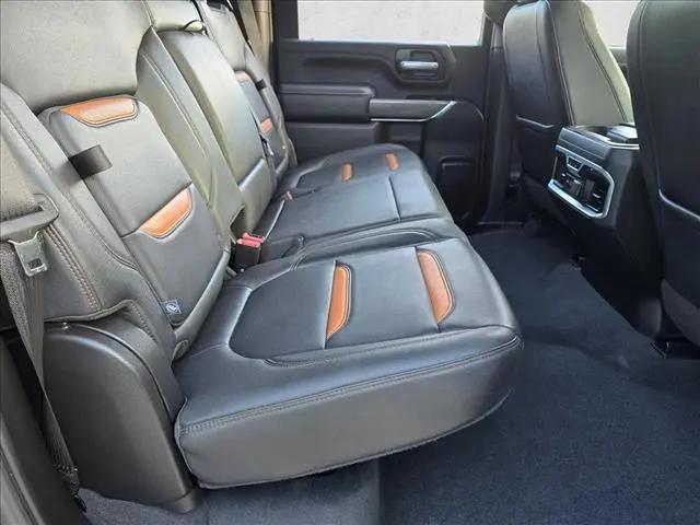 2021 GMC Sierra 2500HD 4WD Crew Cab Standard Bed AT4