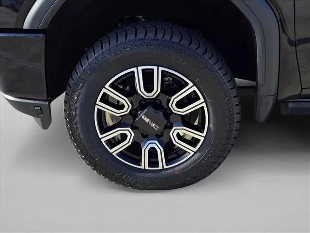 2021 GMC Sierra 2500HD 4WD Crew Cab Standard Bed AT4