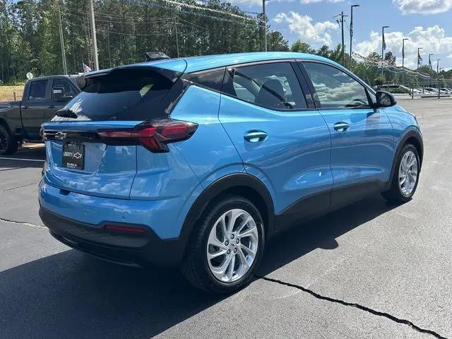 2027 Chevrolet Bolt LT FWD