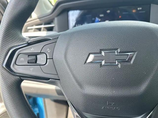 2027 Chevrolet Bolt LT FWD