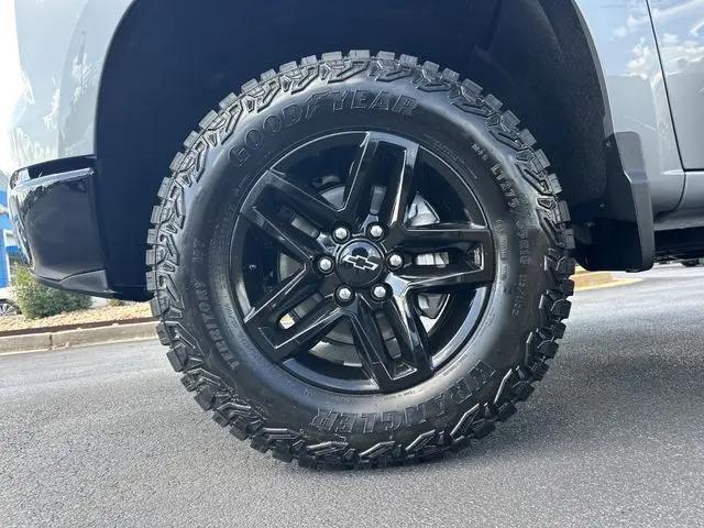 2026 Chevrolet Silverado 1500 4WD Crew Cab Short Bed Custom Trail Boss