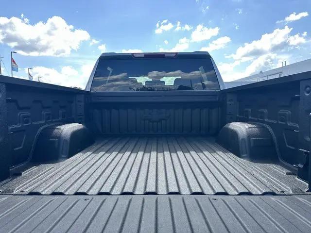 2026 Chevrolet Silverado 1500 4WD Crew Cab Short Bed Custom Trail Boss