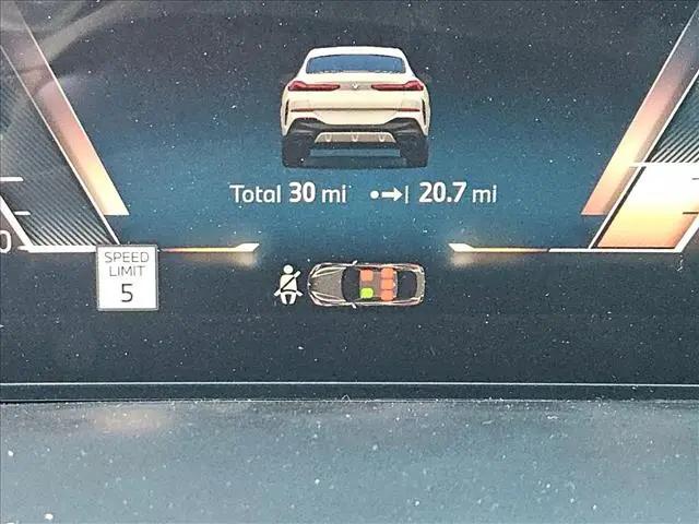 2027 BMW X6 xDrive40i